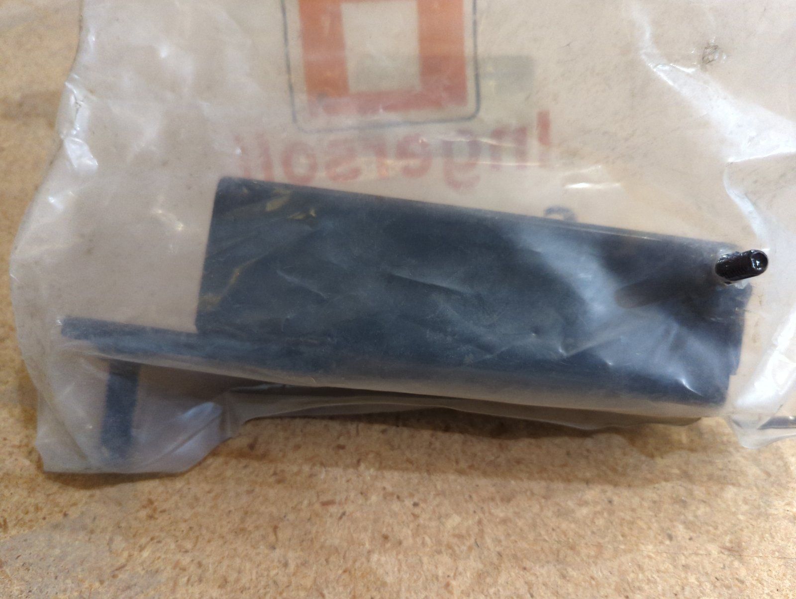 C37585 ( replaces G1140003 ) DRIVE IDLER TUBE - Ingersoll/Case Tractor Part