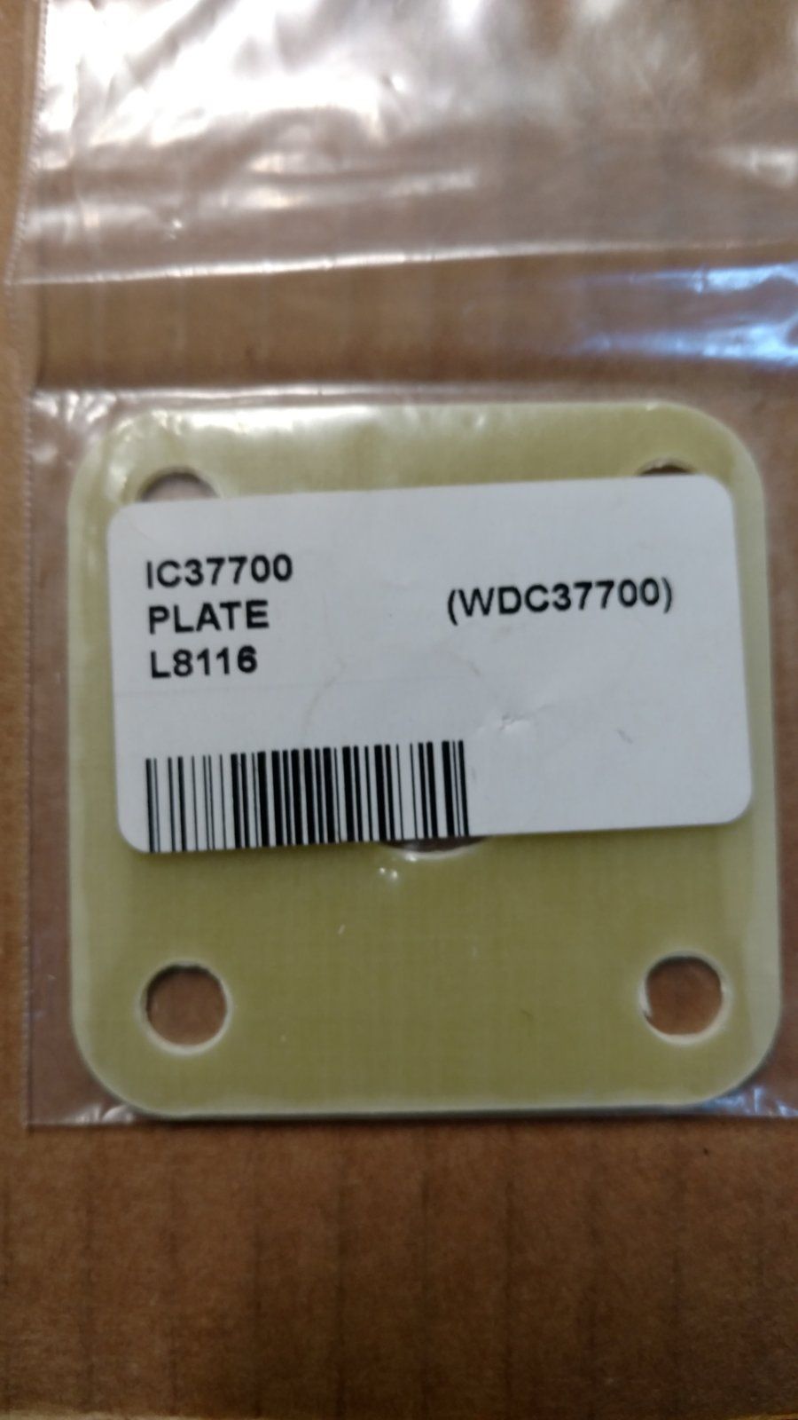 C37700 ( replaces G1110021 ) PLATE - DRIVE (FIBER) GRAZER - Ingersoll/Case Tractor Part