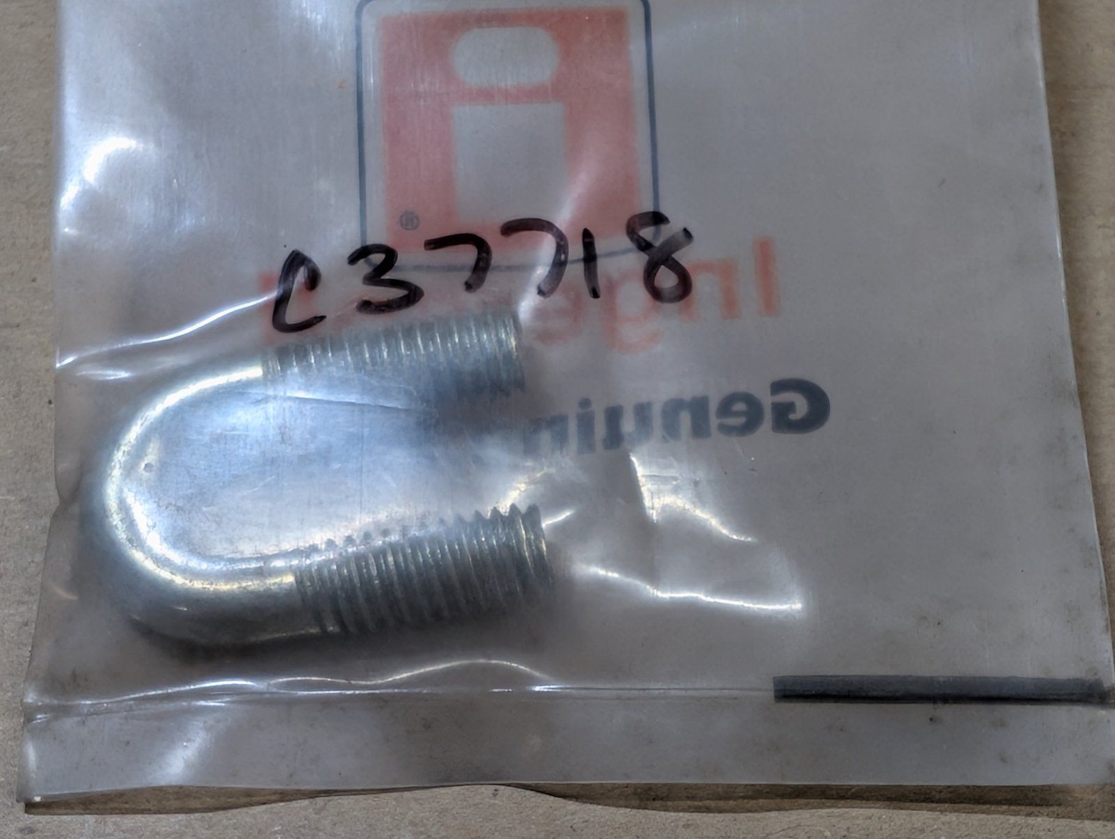 C37718 ( replaces G9005625 ) CLAMP - STEERING CABLE - Ingersoll/Case Tractor Part