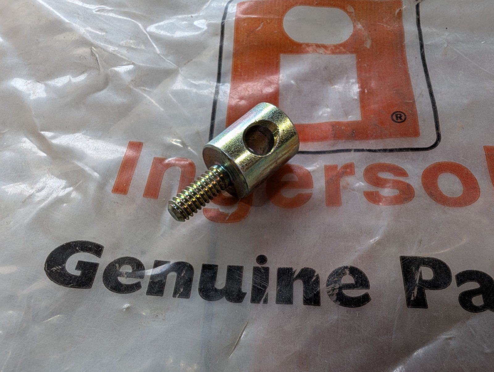 C37724 ( replaces G1110014 ) COLLAR - CALIPER ROD - Ingersoll/Case Tractor Part