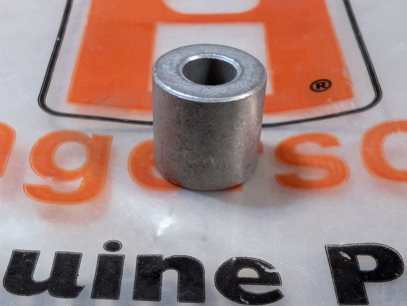 C37736 ( replaces G9007045 ) SPACER - Ingersoll/Case Tractor Part