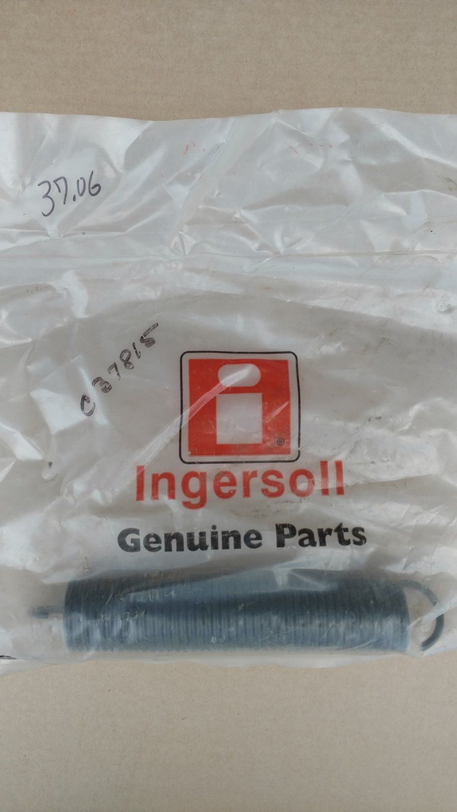 C37815 ( replaces G9005516 ) SPRING - LIFT ASSIST GRAZER - Ingersoll/Case Tractor Part