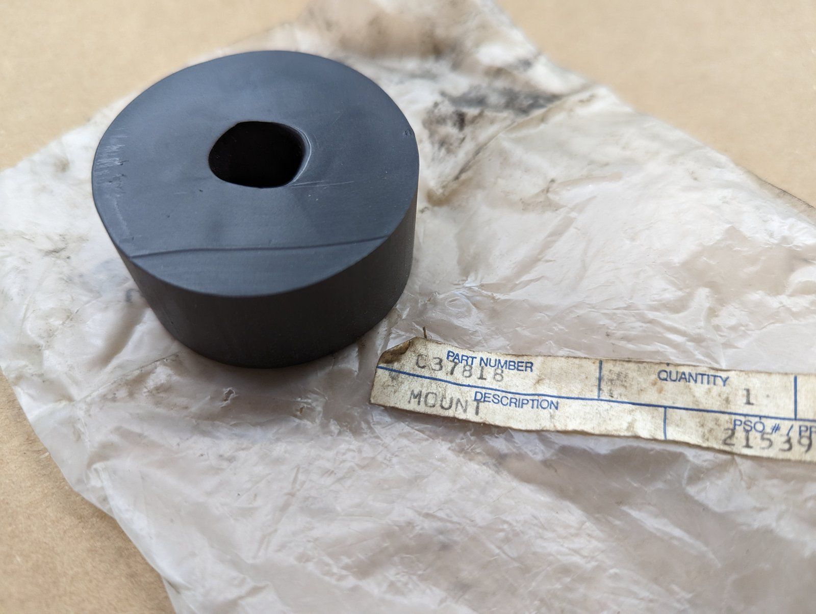 C37818 ( replaces G9005509 ) MOUNT - RUBBER BODY.56x2.03x.88* - Ingersoll/Case Tractor Part