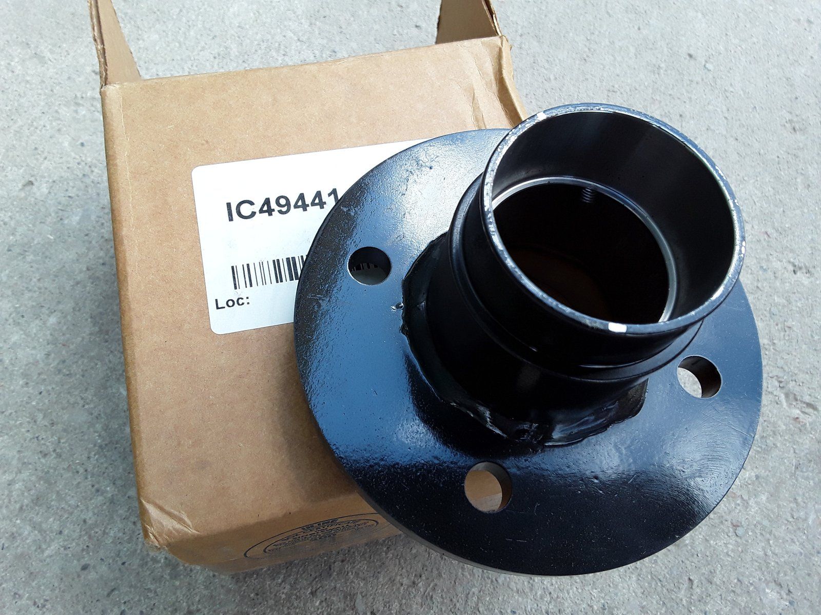 C37880 ( replaces G3000025 ) SPINDLE HOUSING - GRAZER C49441 - Ingersoll/Case Tractor Part