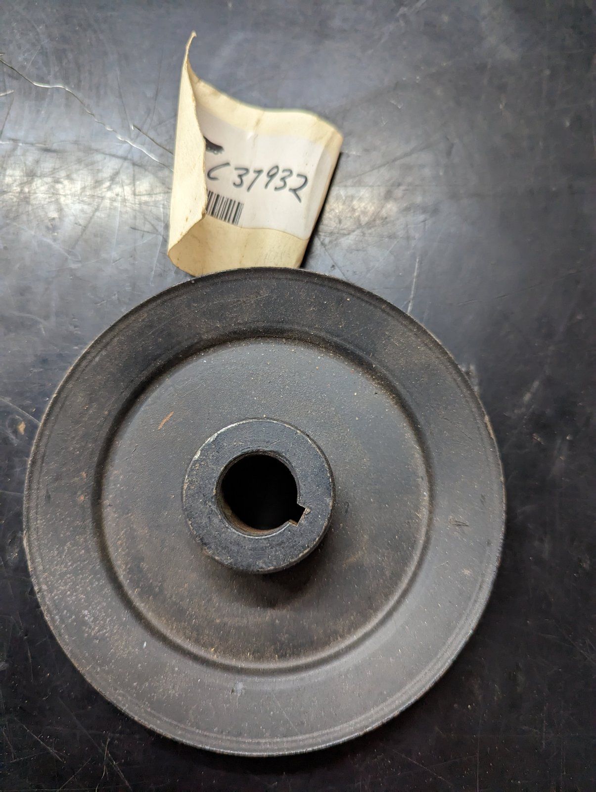 C37932 ( replaces G9002510 ) PULLEY- V "A-B" 5.00x.751 HUB - Ingersoll/Case Tractor Part