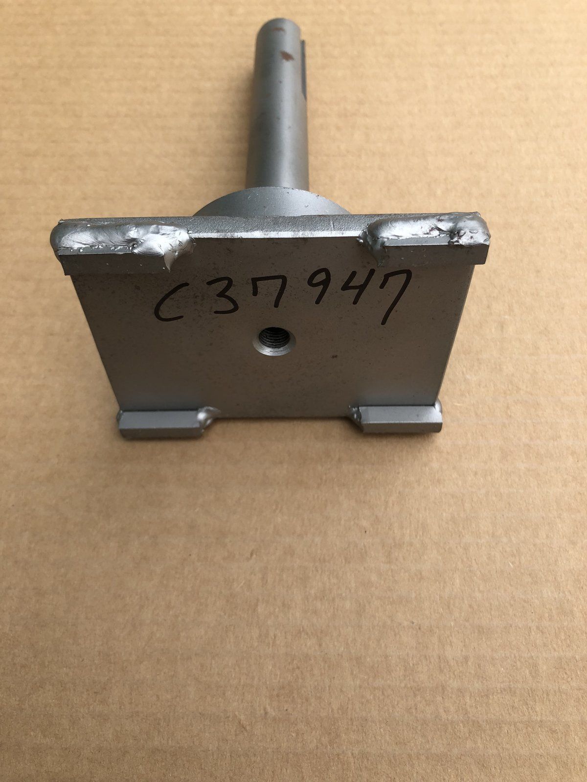 C37947 ( replaces G3000032 ) SPINDLE SHAFT - SHORT (1 BOLT) FC - Ingersoll/Case Tractor Part