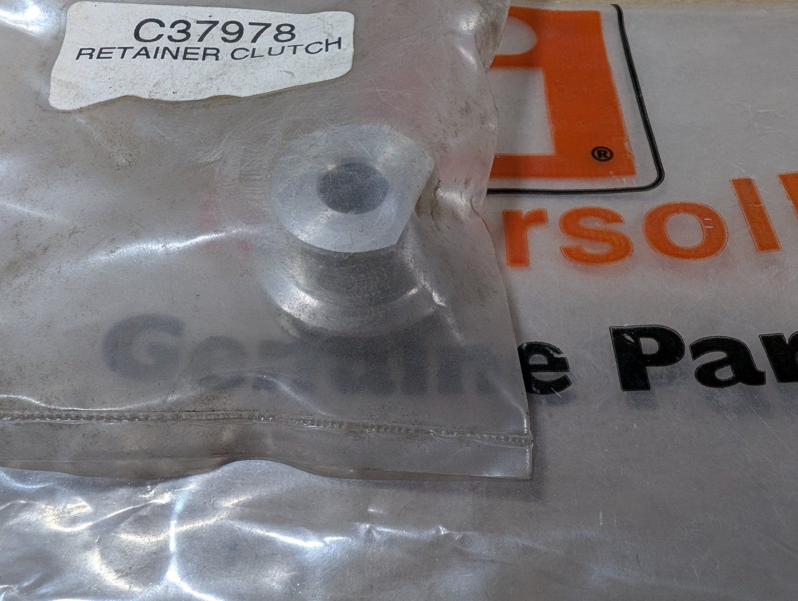 C37978 ( replaces G1110020 ) RETAINER - ELECTRIC CLUTCH - Ingersoll/Case Tractor Part