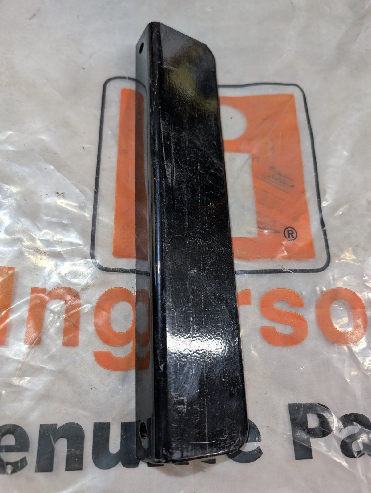 C37983 ( replaces G2000019 ) BRACKET - HOLD DOWN BATTERY - Ingersoll/Case Tractor Part