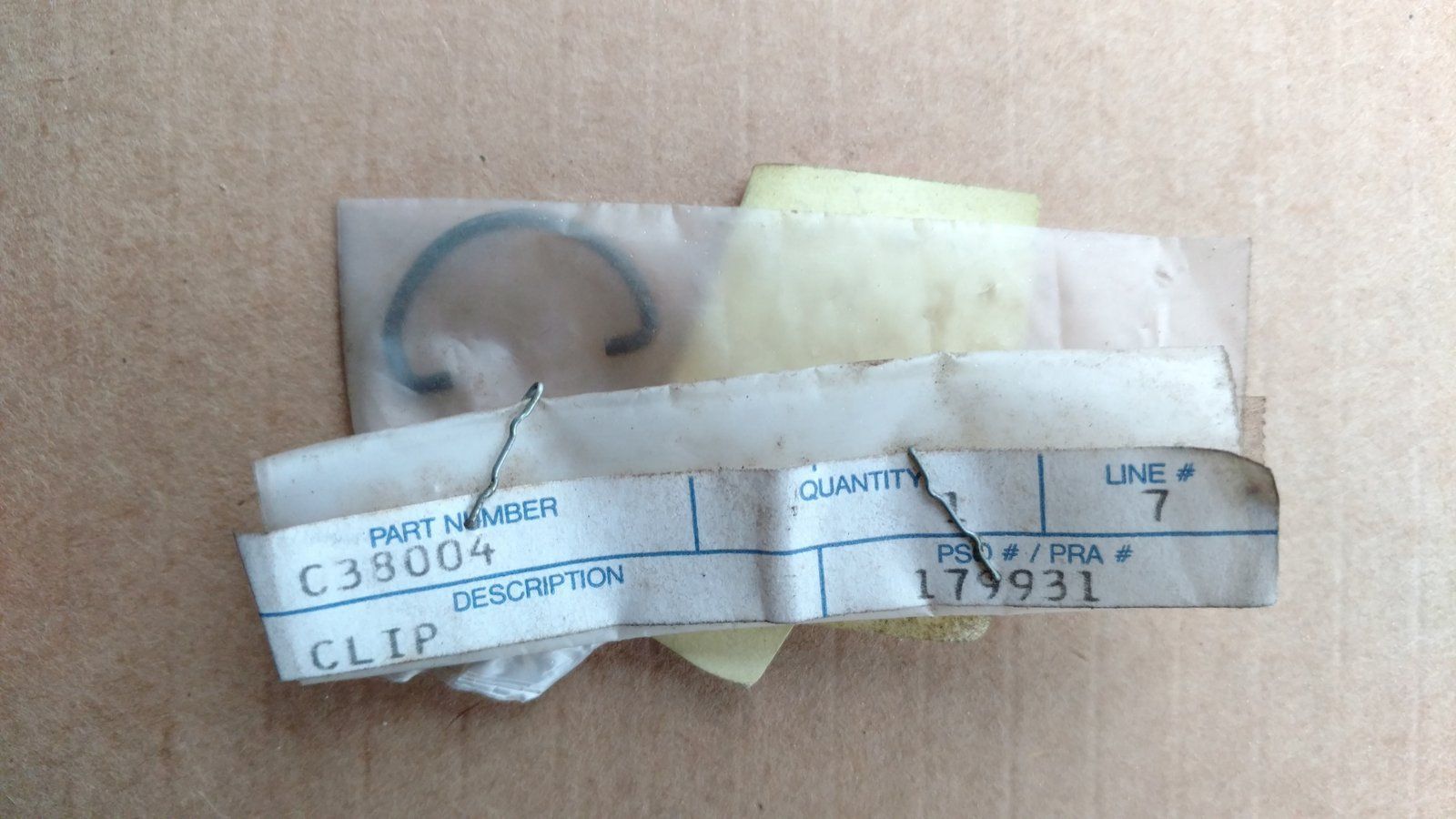 C38004 ( replaces G9004510 ) CLIP - DUMP VALVE - Ingersoll/Case Tractor Part