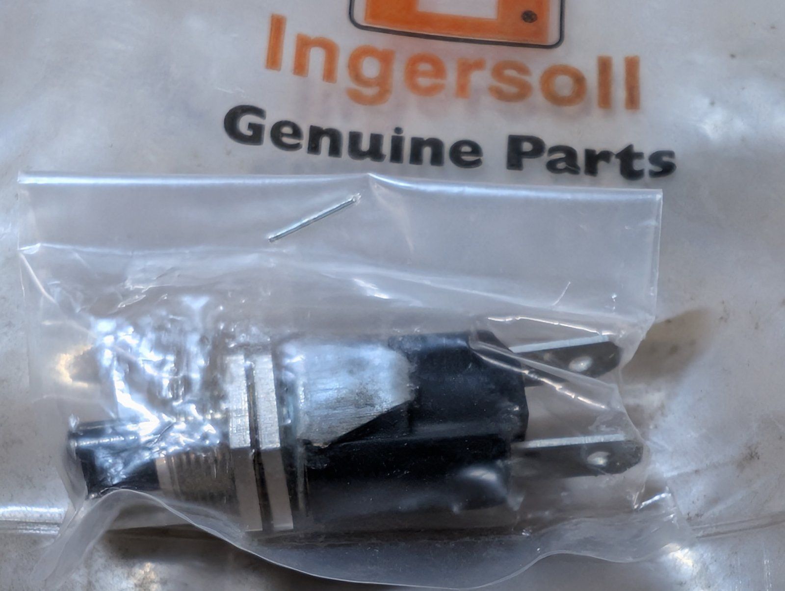 C38117 ( replaces G9002046 ) BRAKE SWITCH - GRAZER FC - Ingersoll/Case Tractor Part