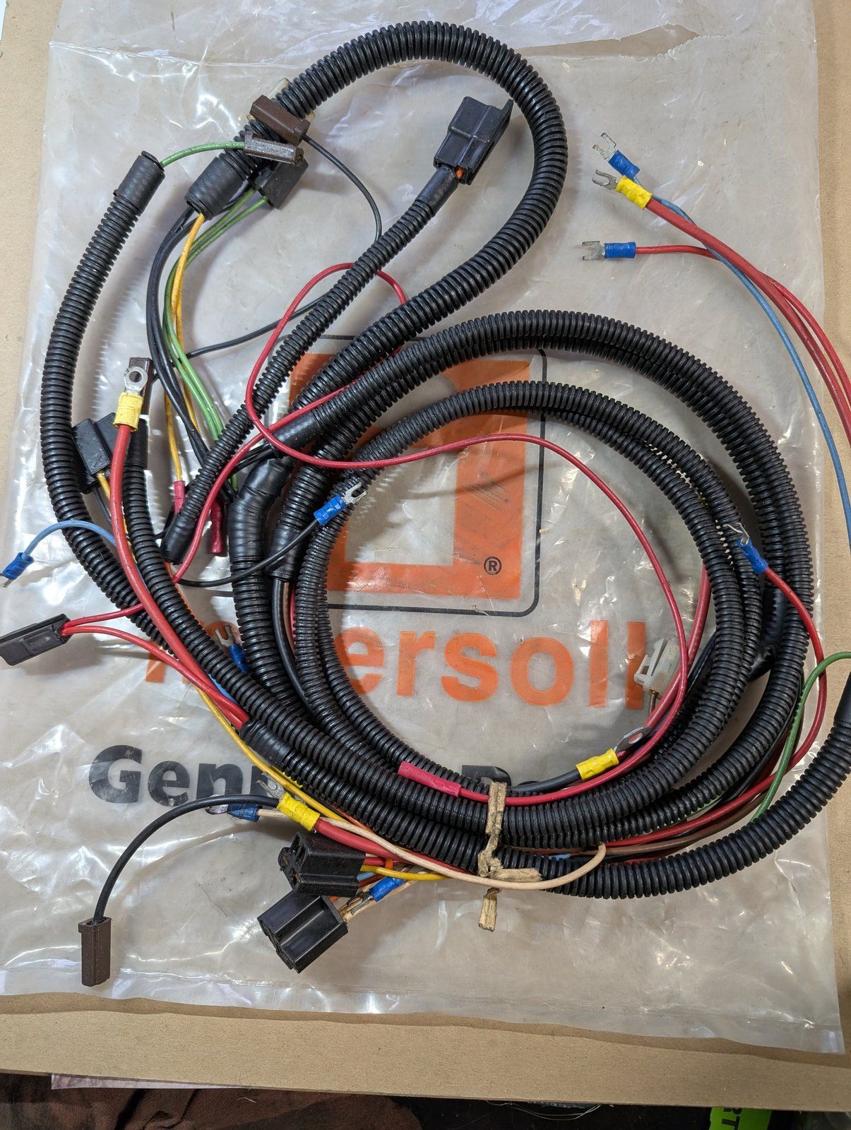C38133 ( replaces G9002100 ) HARNESS WIRE - Ingersoll/Case Tractor Part