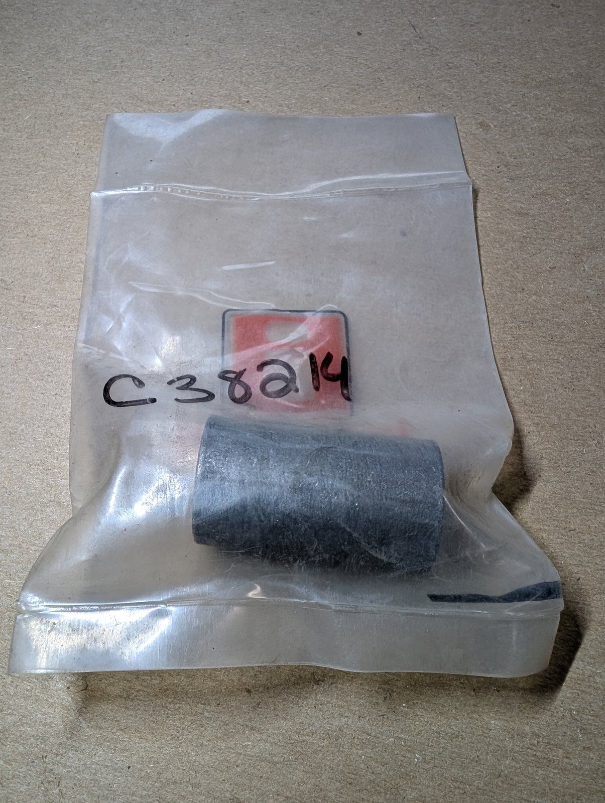 C38214 ( replaces G1400036 ) LIFT BAR BUSHING - Ingersoll/Case Tractor Part