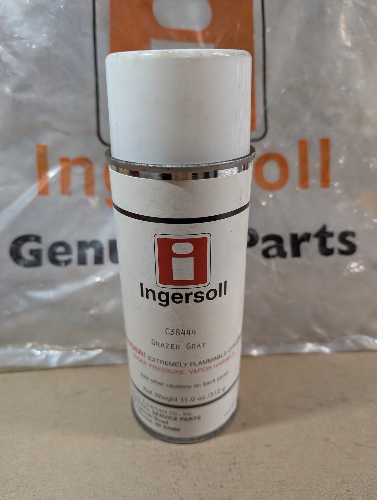 C38444 GRAZER GREY SPRAY PAINT 11.0 OZ PANT95 - Ingersoll/Case Tractor Part
