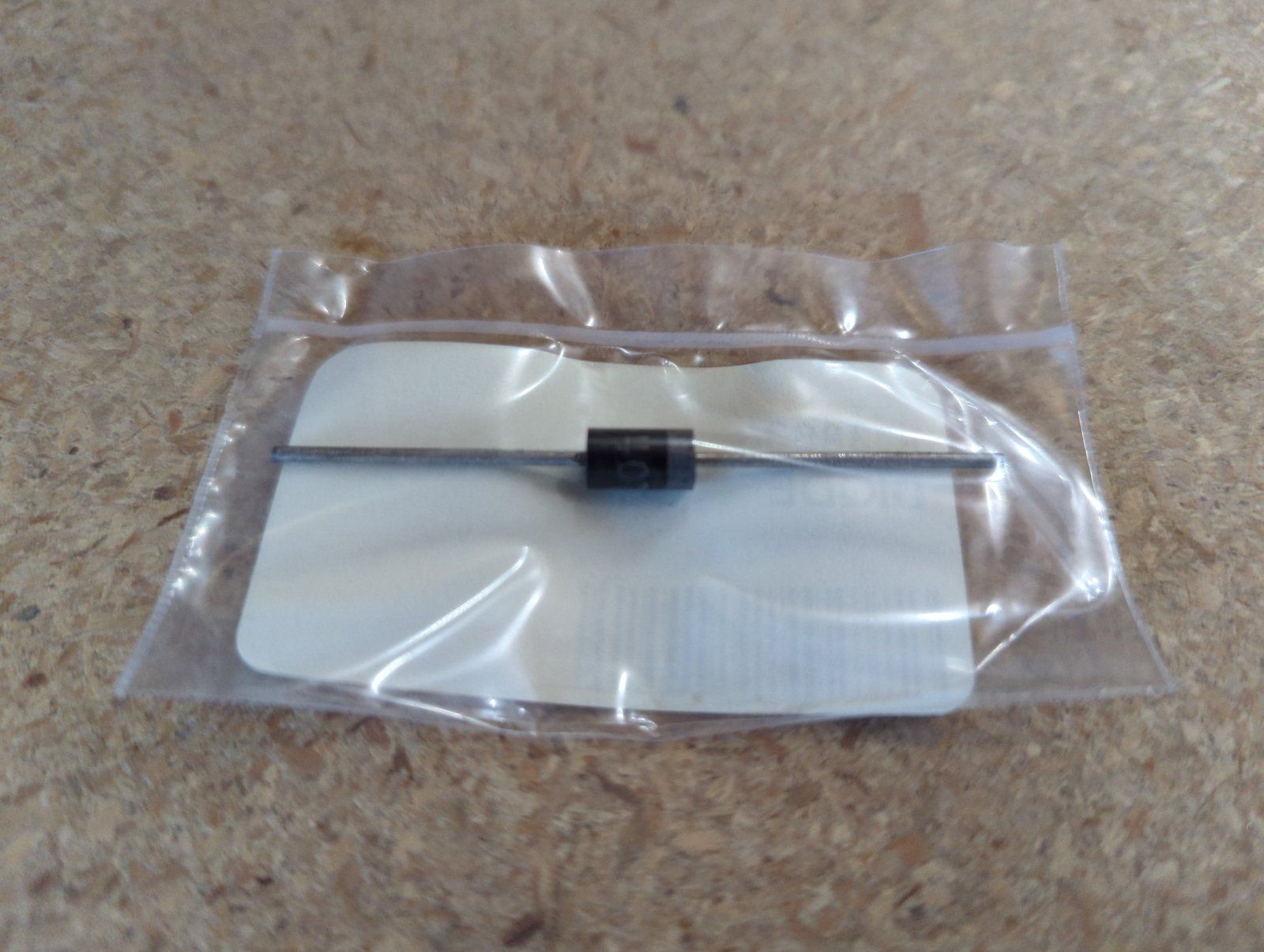 C38636 ( replaces G9002039 ) DIODE - Ingersoll/Case Tractor Part
