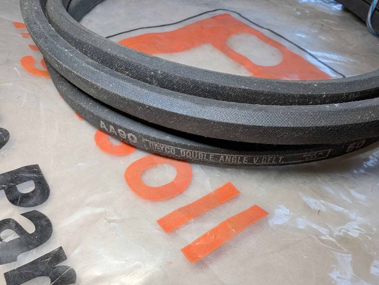 C38950 ( replaces G9003001 ) BELT - BLADE DRIVE - Ingersoll/Case Tractor Part
