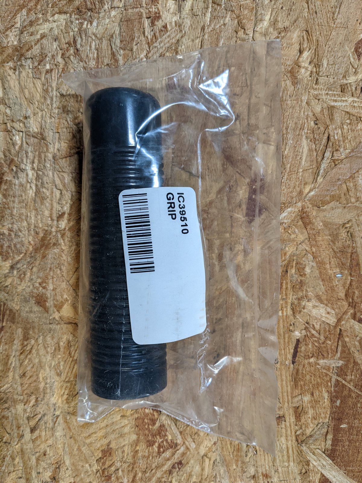C39510 GRIP HYDRACUTTER - Ingersoll/Case Tractor Part