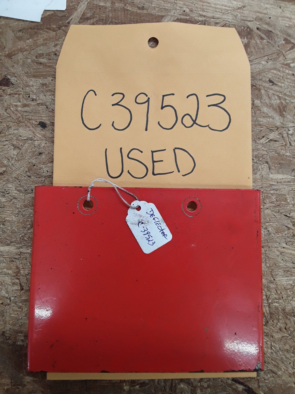 C39523 USED DEFLECTOR - Ingersoll/Case Tractor Part