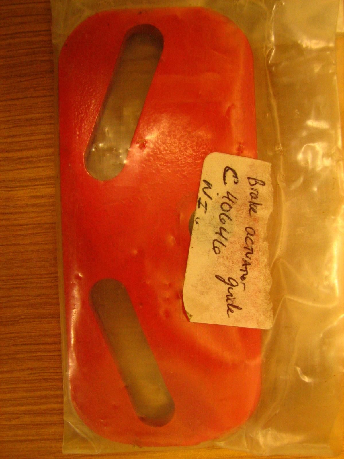 C40646 GUIDE - BRAKE ACTUATION C31994 C23883 - Ingersoll/Case Tractor Part