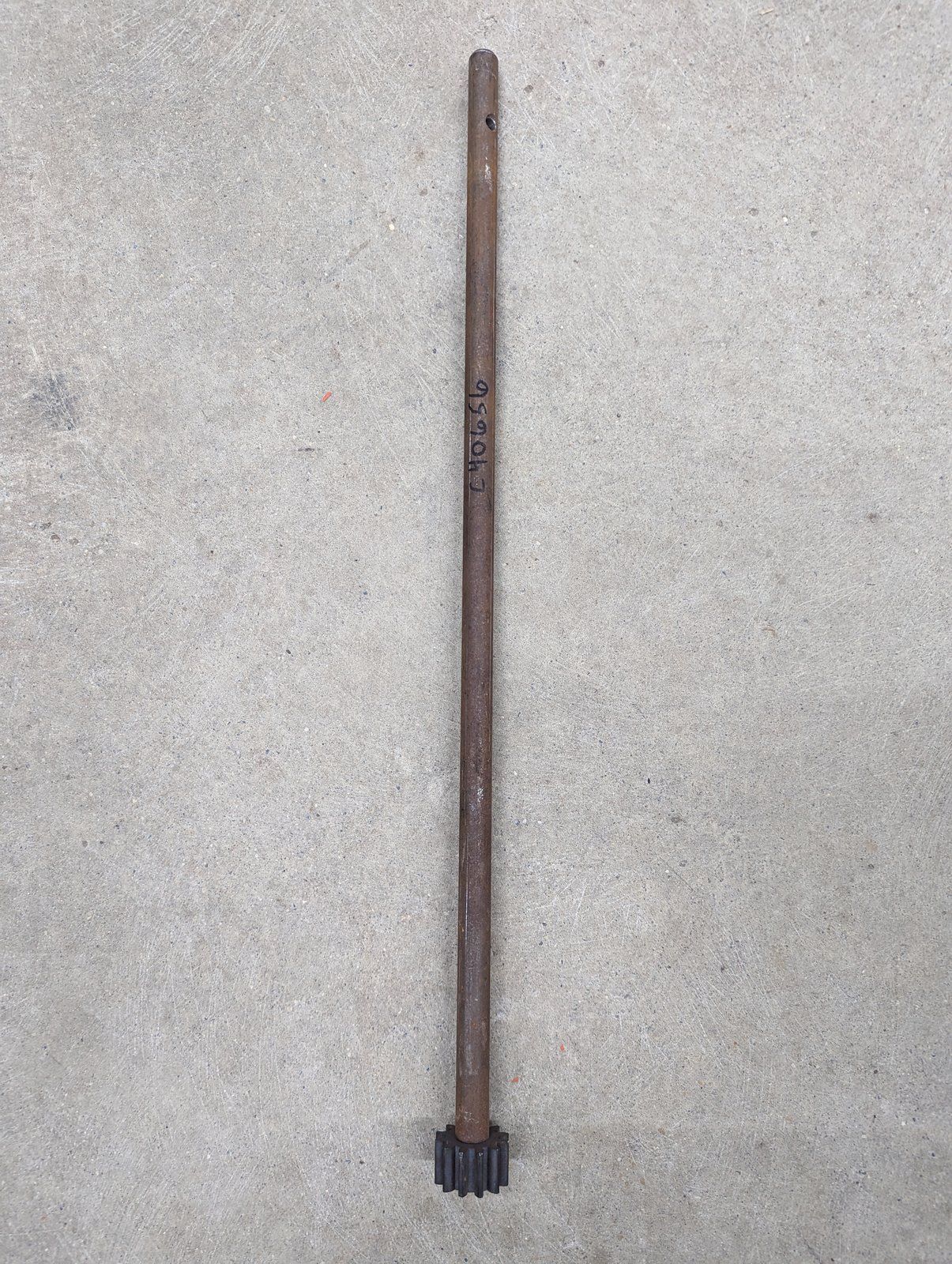 C40656 STEERING SHAFT 22-3/8
