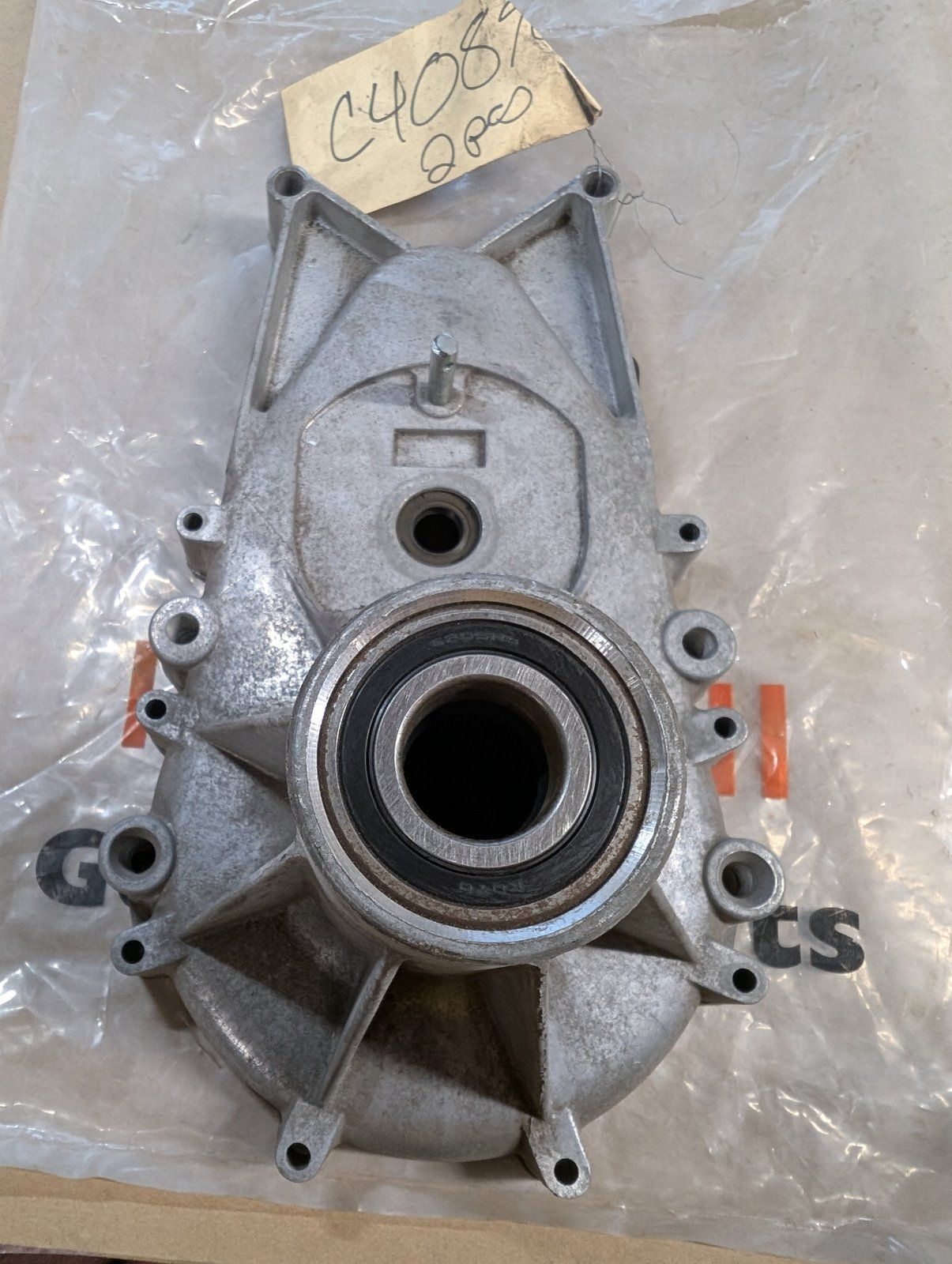 C40898 Hydro-Gear 62677 KIT AXLE CARRIER 70273 - Ingersoll/Case Tractor Part