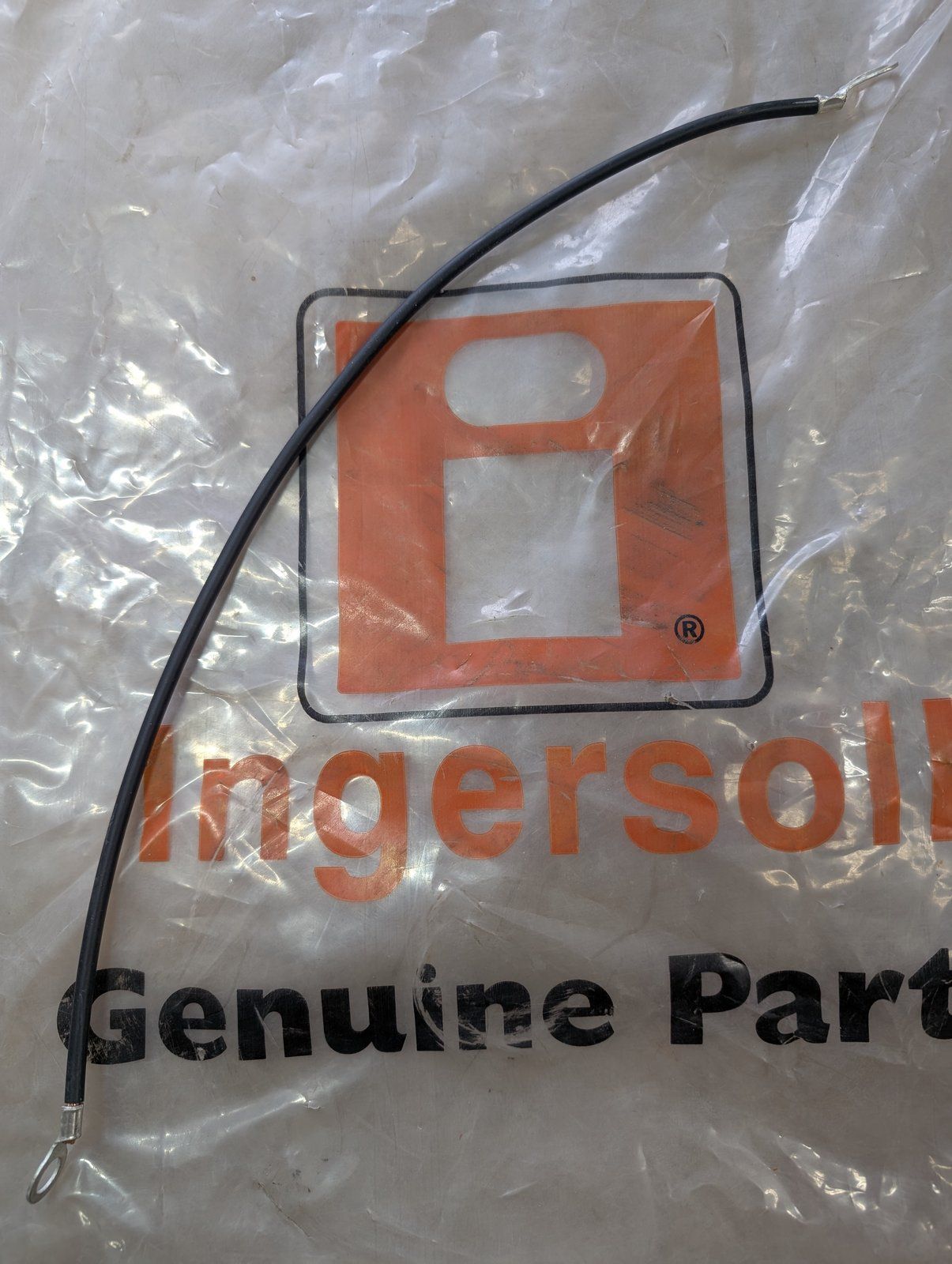 C41643 ( replaces G9021151 ) CABLE 10 GA 15.75 G9002073 - Ingersoll/Case Tractor Part