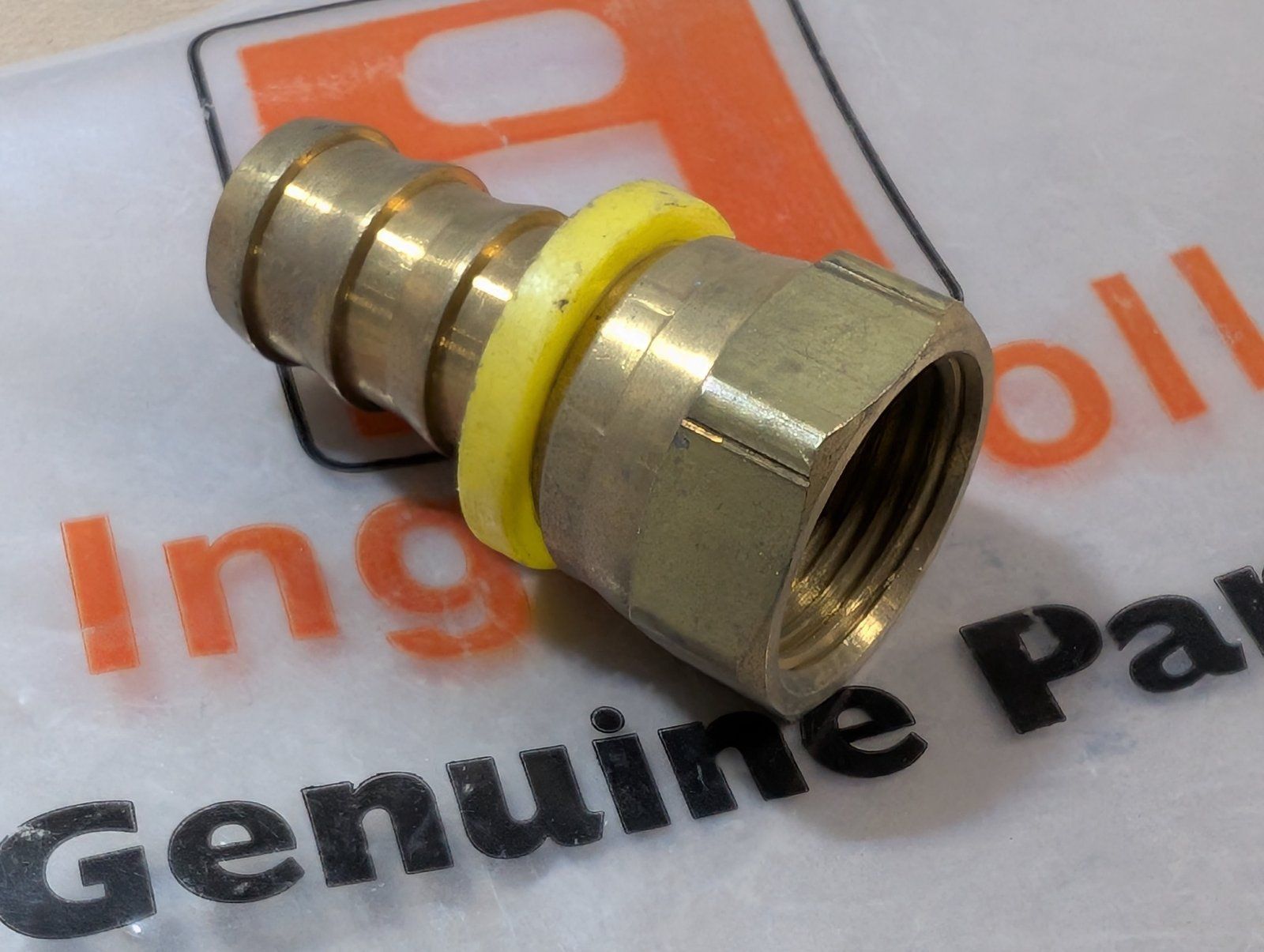 C41979 ( replaces G9008098 ) FITTING PUSH-ON 3/4 X 1.06-12 37 DEG FM SWVL - Ingersoll/Case Tractor Part
