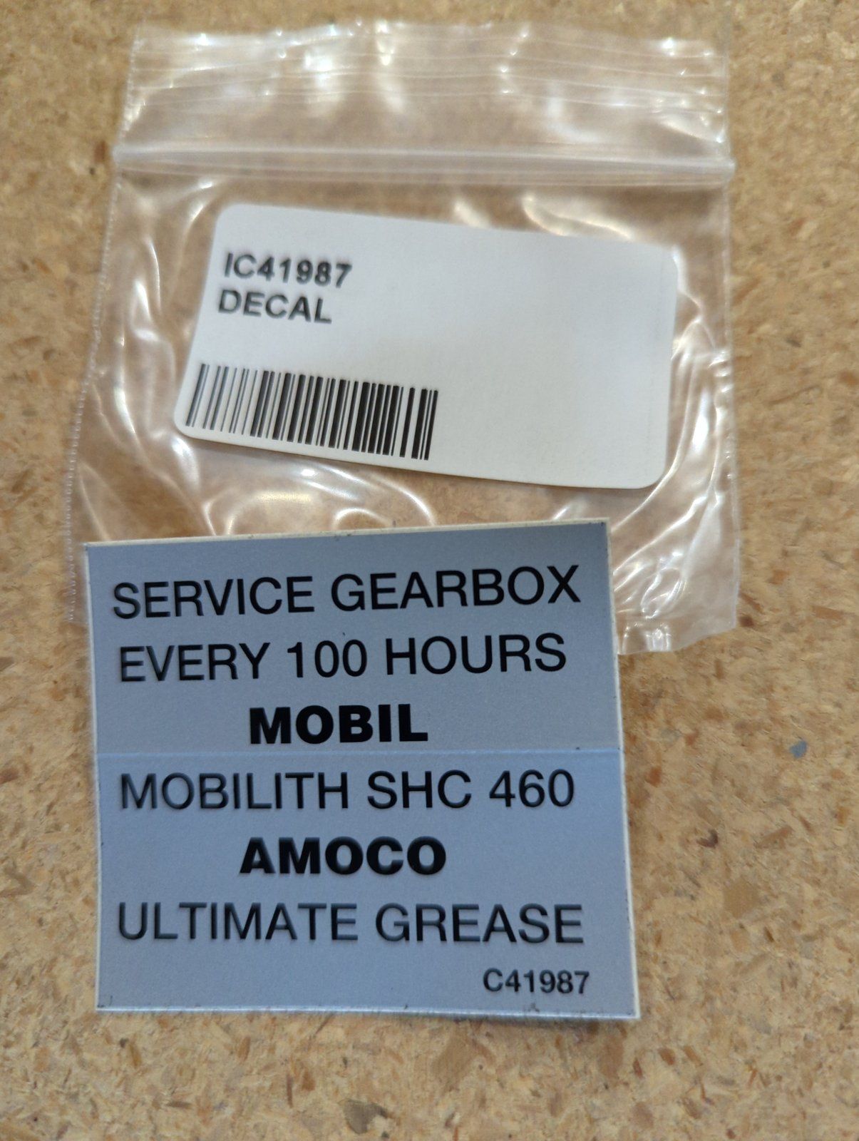 C41987 ( replaces G9009001 ) DECAL GEARBOX ZTR - Ingersoll/Case Tractor Part