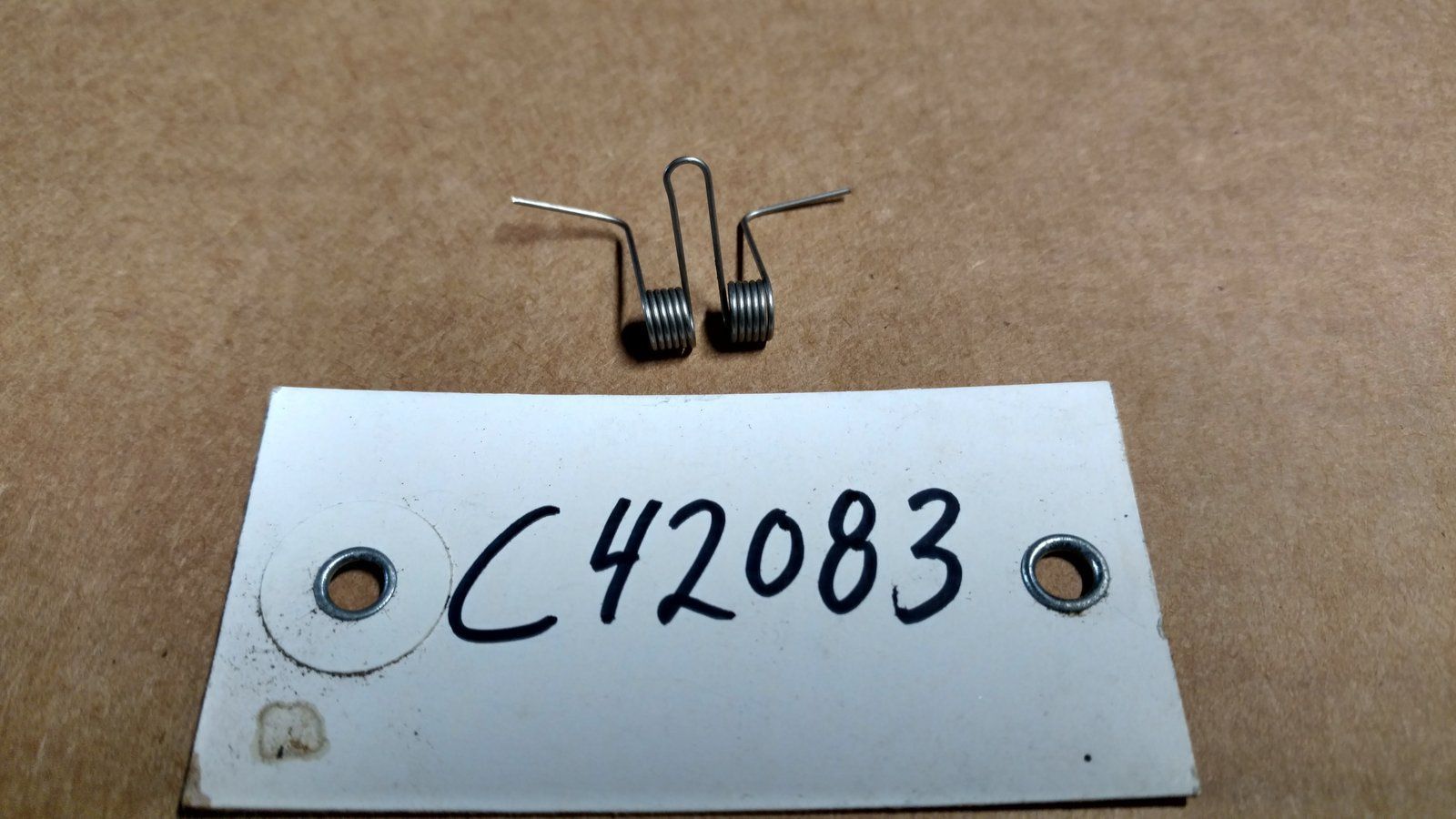 C42083 SPRING - TORSION - Ingersoll/Case Tractor Part