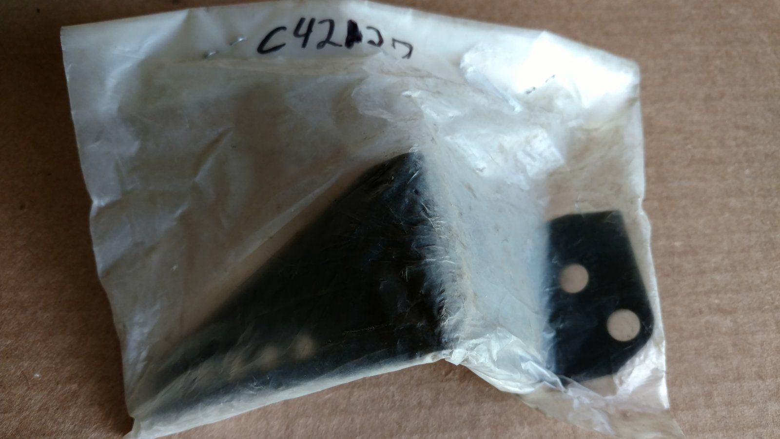 C42127 BRACKET - IDLER EXTENSION NOMA 300700 - Ingersoll/Case Tractor Part