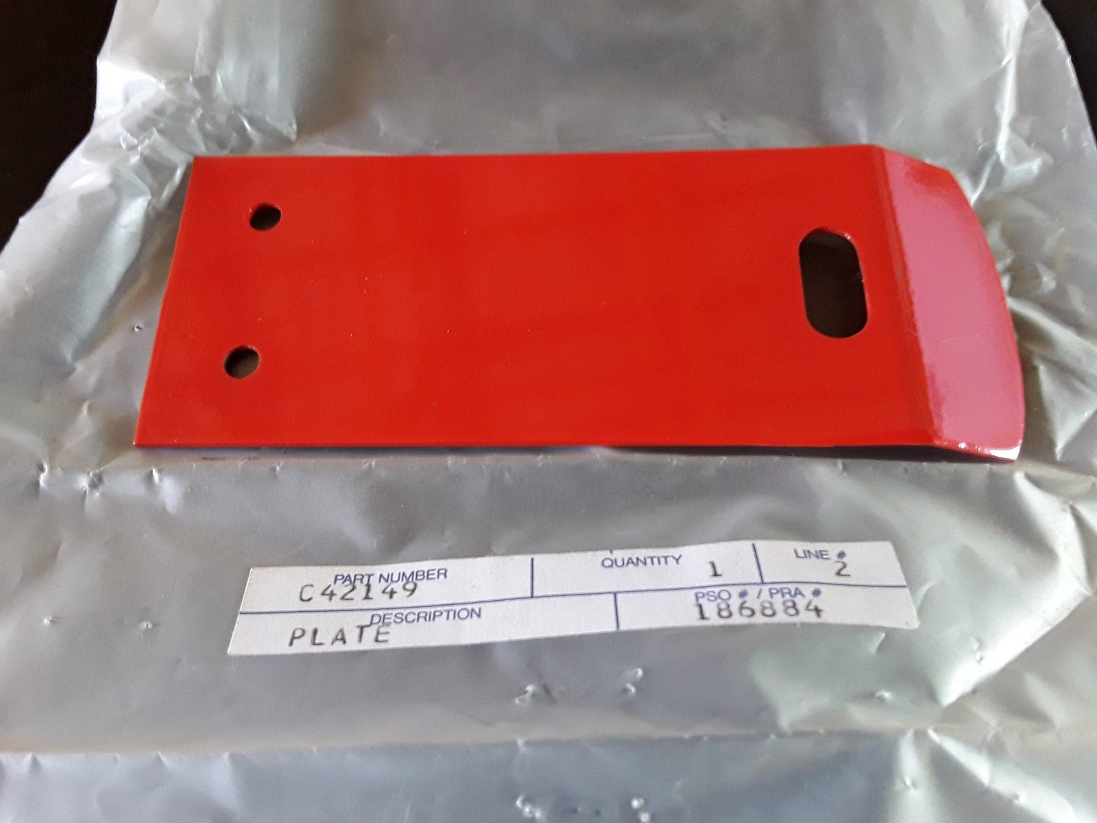 C42149 LATCH - PLATE #4-4 - Ingersoll/Case Tractor Part