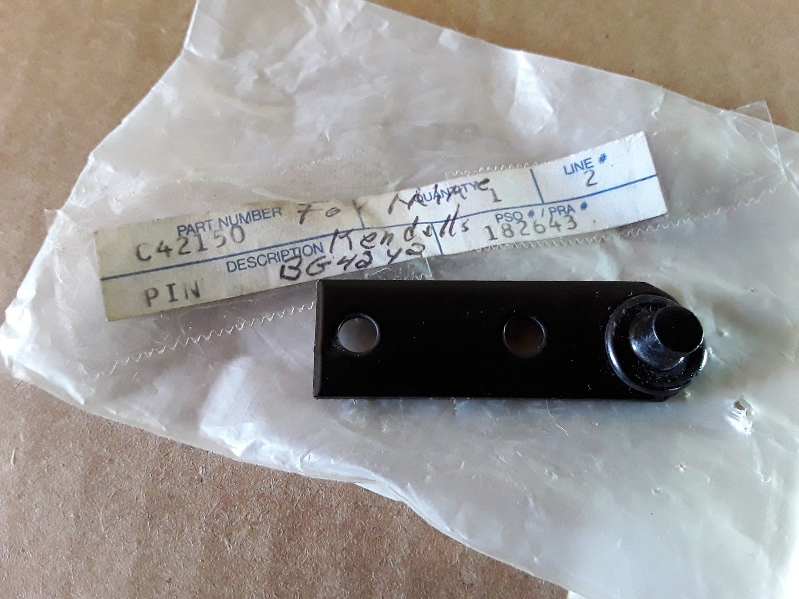 C42150 PIN LATCH - Ingersoll/Case Tractor Part