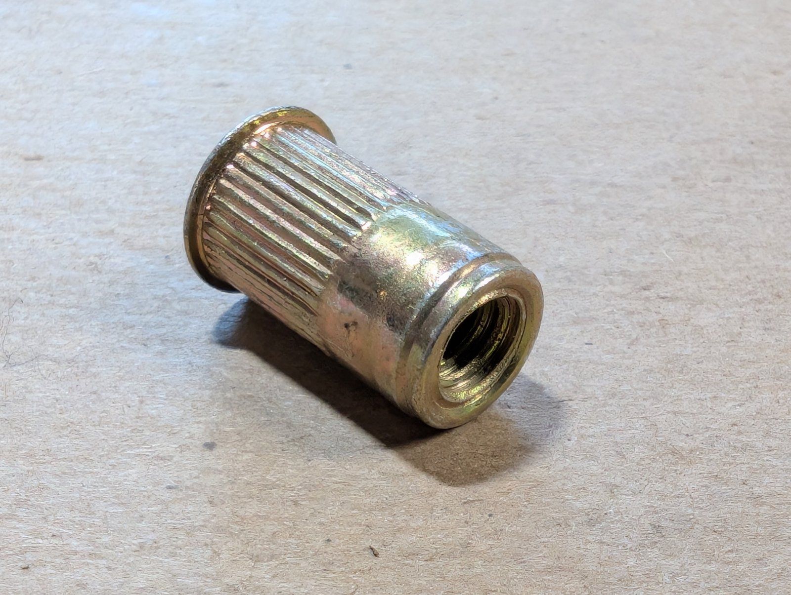 C42252 1/4-20 CLUTCH NUT-PLATED - Ingersoll/Case Tractor Part
