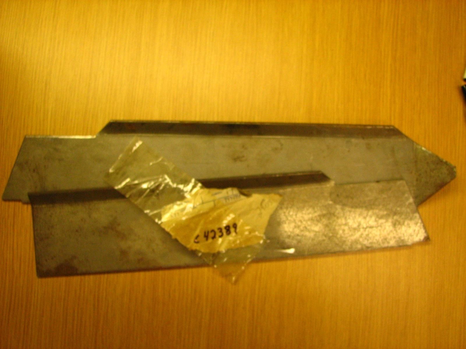 C42389 KIT - MOWER DECK SUPPORT - Ingersoll/Case Tractor Part