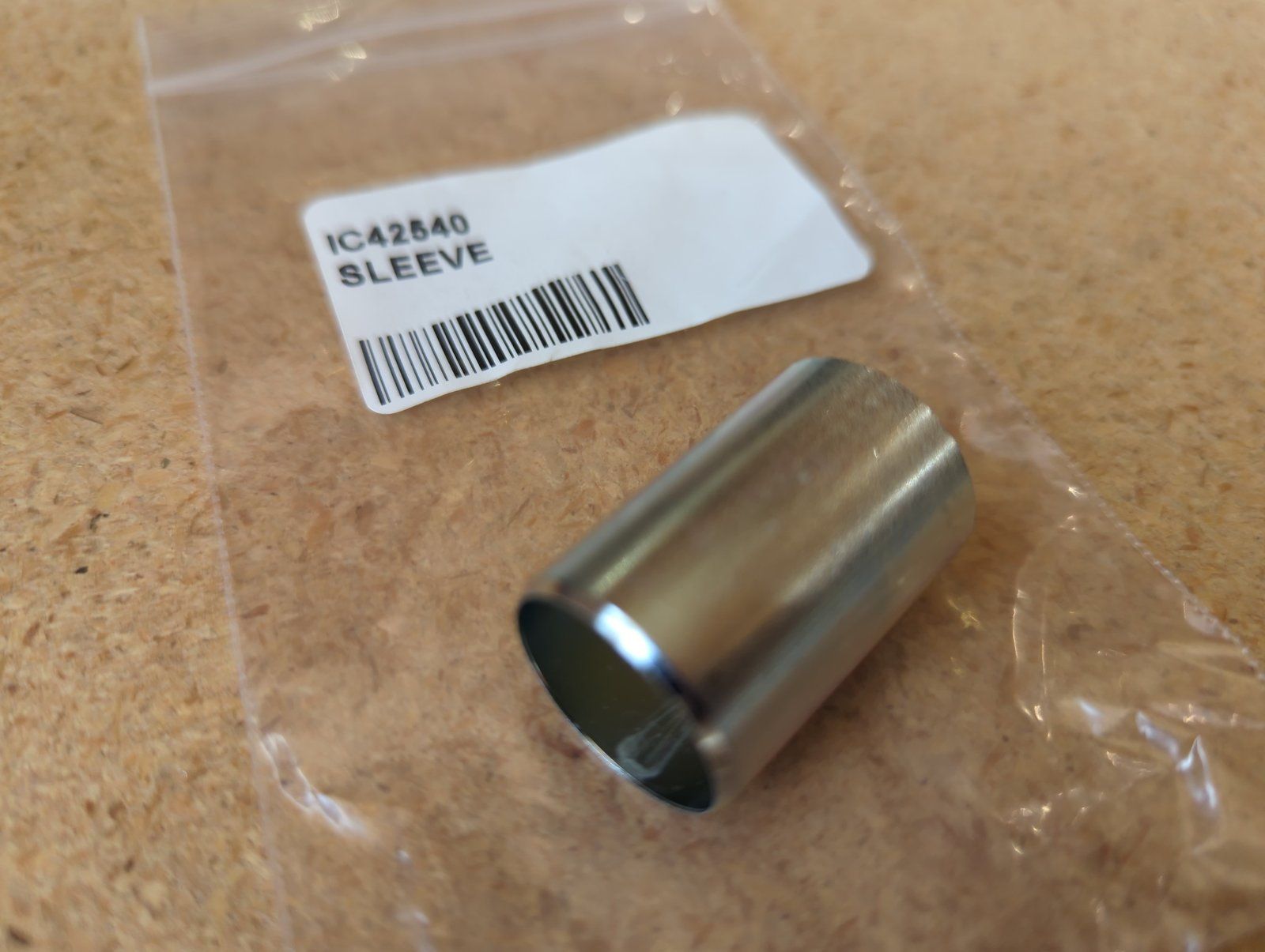C42540 SLEEVE - Ingersoll/Case Tractor Part