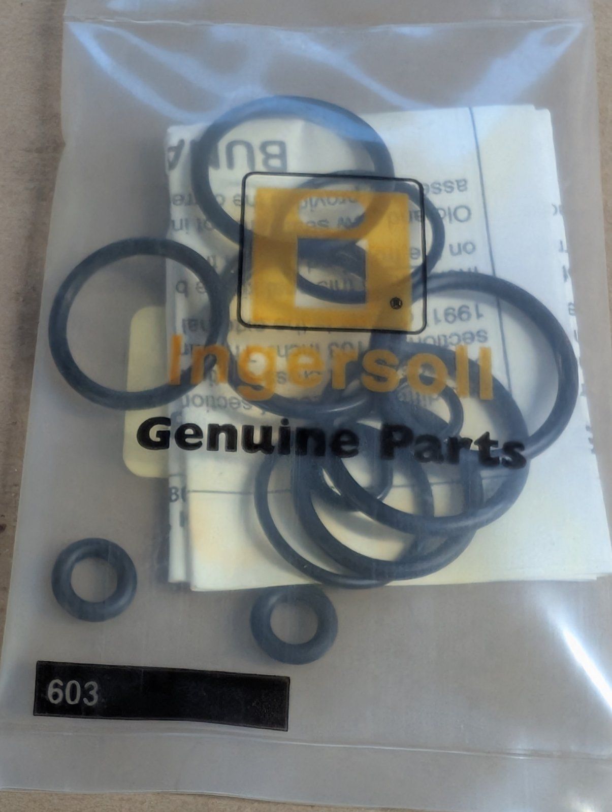 C42696 KIT SEAL BETWEEN SECTIONS AMERIQUIP 23023 - Ingersoll/Case Tractor Part