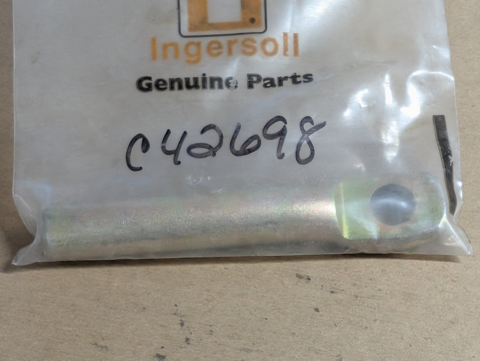 C42698 RETAINER - PIN 80A BACKHOE (AQ #851123) AMERIQUIP - Ingersoll/Case Tractor Part