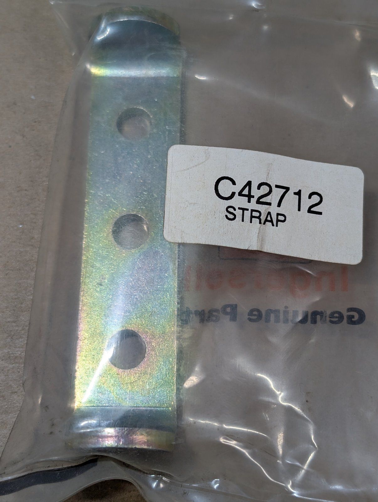 C42712 STRAP HOSE AMERIQUIP 856237 - Ingersoll/Case Tractor Part
