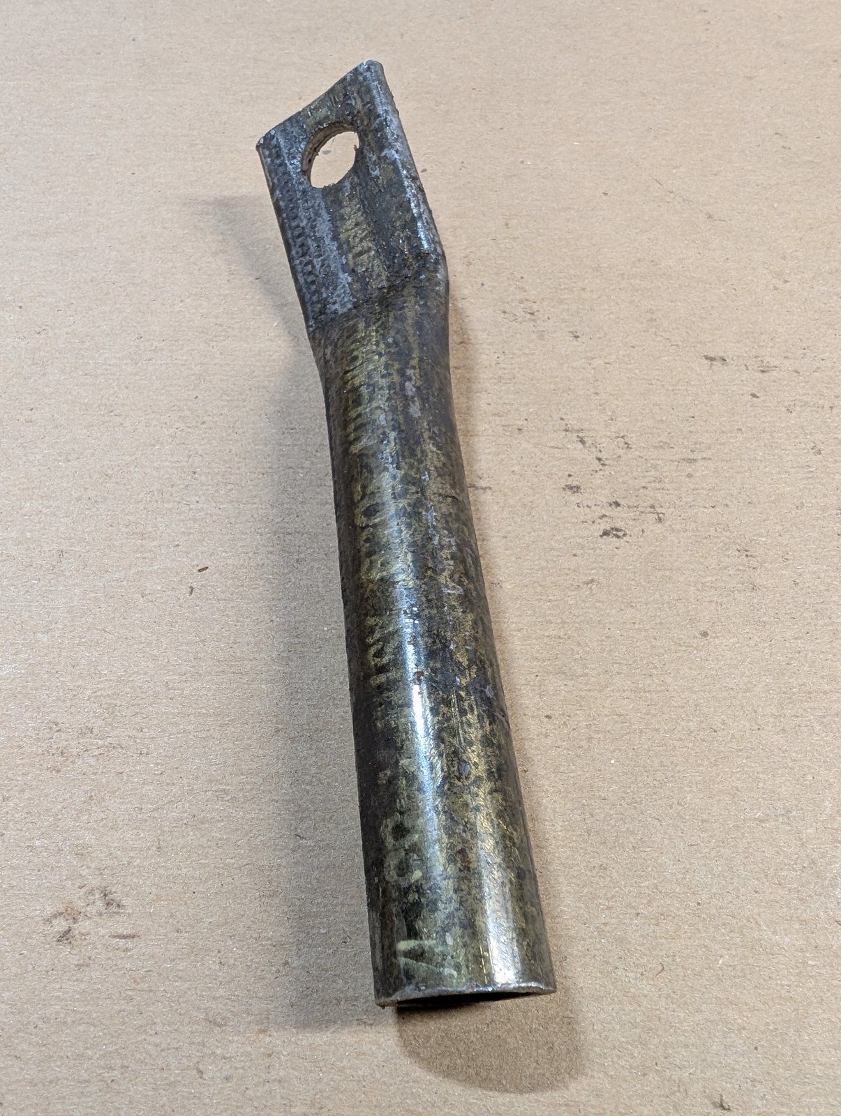 C43241 HANDLE PARK BRAKE ZTR - Ingersoll/Case Tractor Part