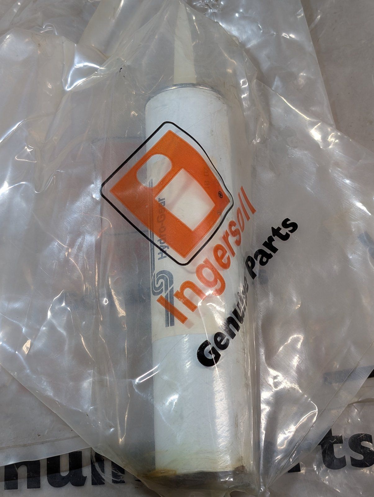 C43752 GREASE 10oz TUBE - Ingersoll/Case Tractor Part
