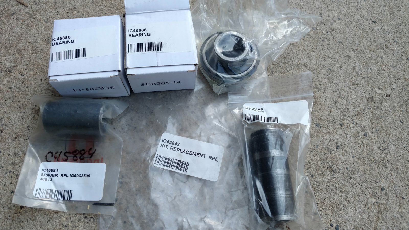 C43842 KIT - C42786 BRGS-GRAZER (7/8") GRAZER 900-3506 C37882 - Ingersoll/Case Tractor Part