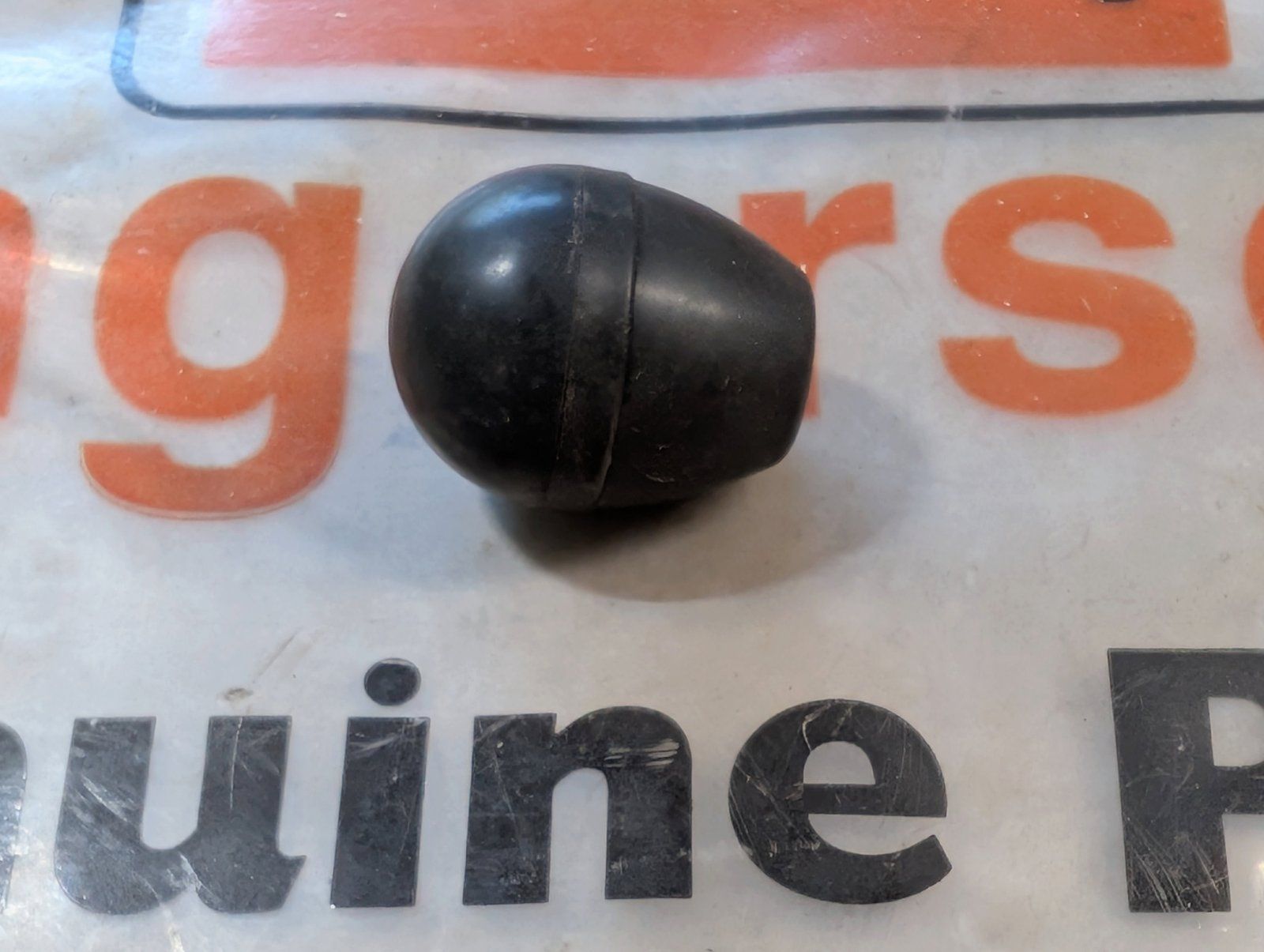 C43857 USED KNOB THROTTLE CHOKE C49367 - Ingersoll/Case Tractor Part