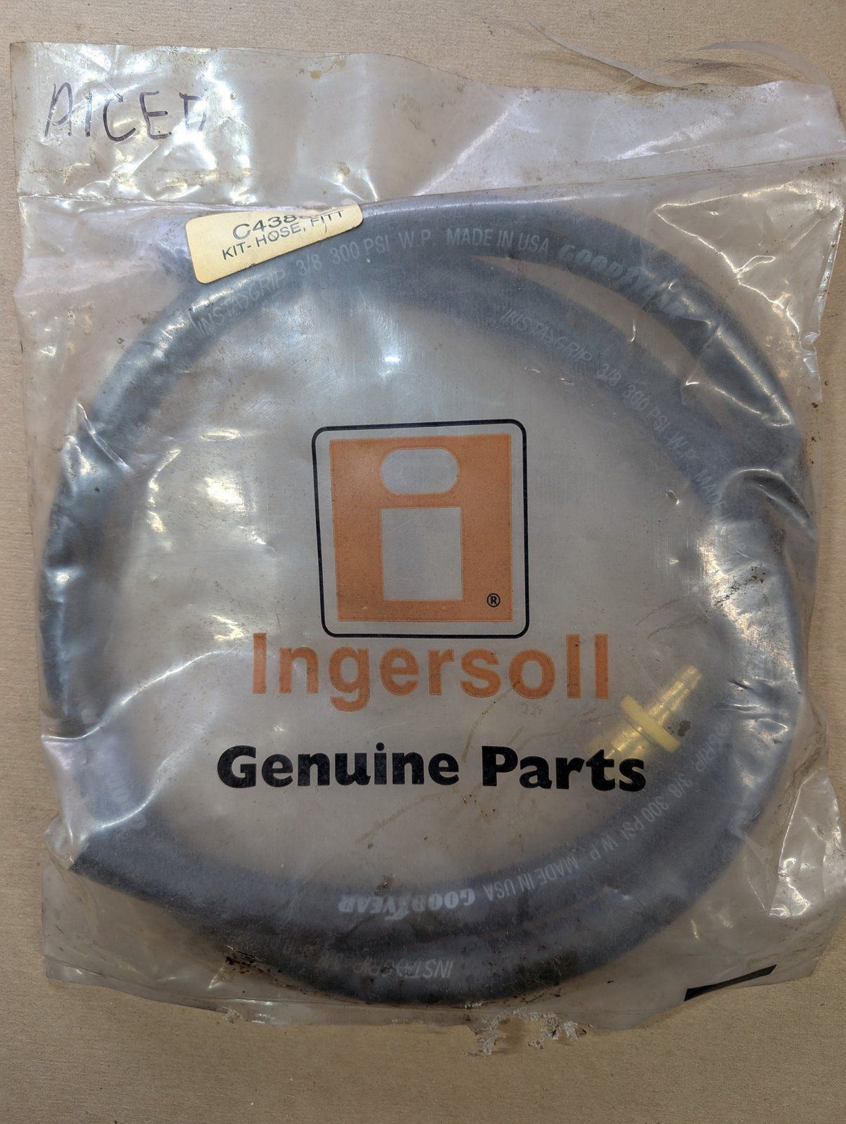 C43860 HOSE KIT FORMER C37783 - Ingersoll/Case Tractor Part