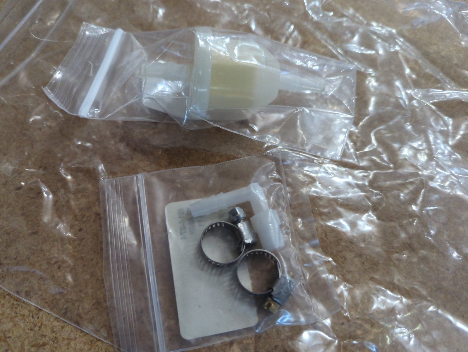 C43892 KIT - C10657 REPL. ELBOW ASSY 02-860 FUEL FILTER - Ingersoll/Case Tractor Part