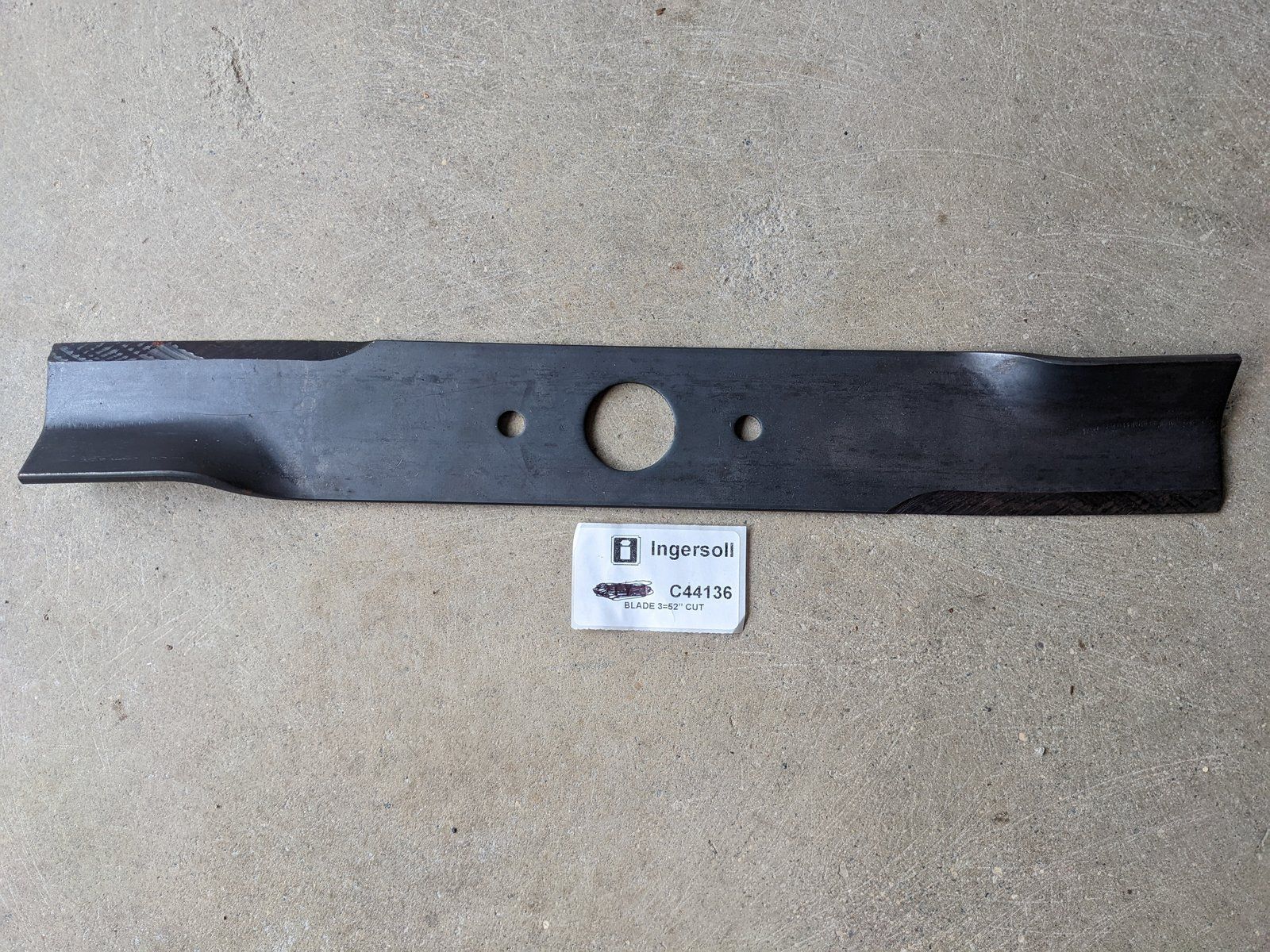 C44136 ( replaces G9021099 ) BLADE - FC MOWER RH 52