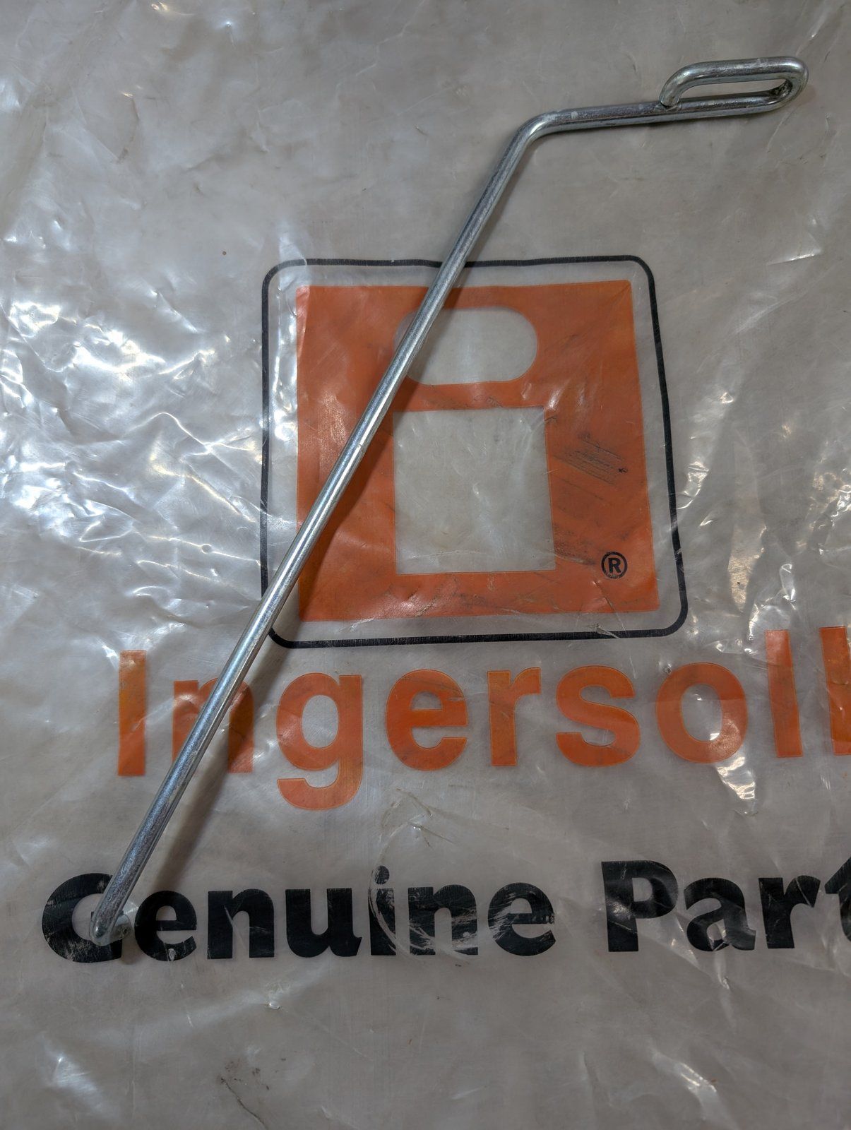 C44318 BRACE HOOD - Ingersoll/Case Tractor Part