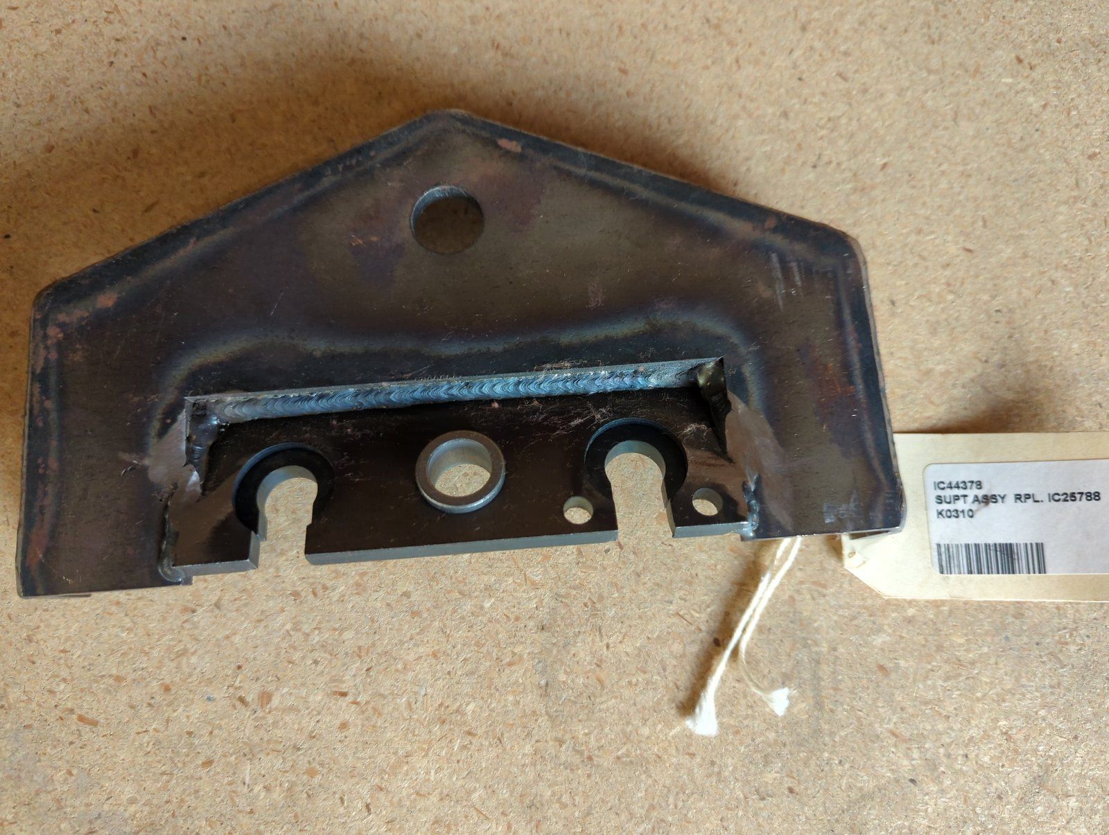 C44378 STEERING SUPPORT C25788 C18992 C30019 - Ingersoll/Case Tractor Part