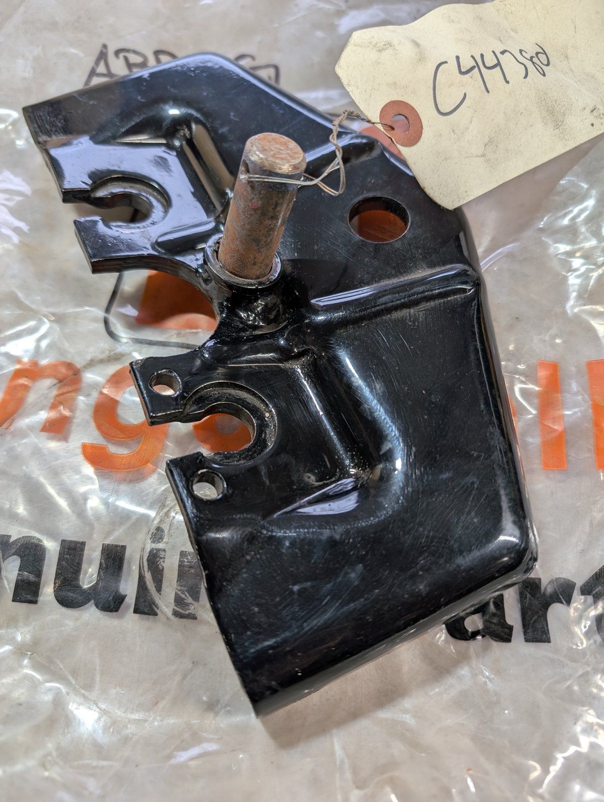 C44380 WMT SUPPORT STEERING 3000 4000 POWER STEERING - Ingersoll/Case Tractor Part