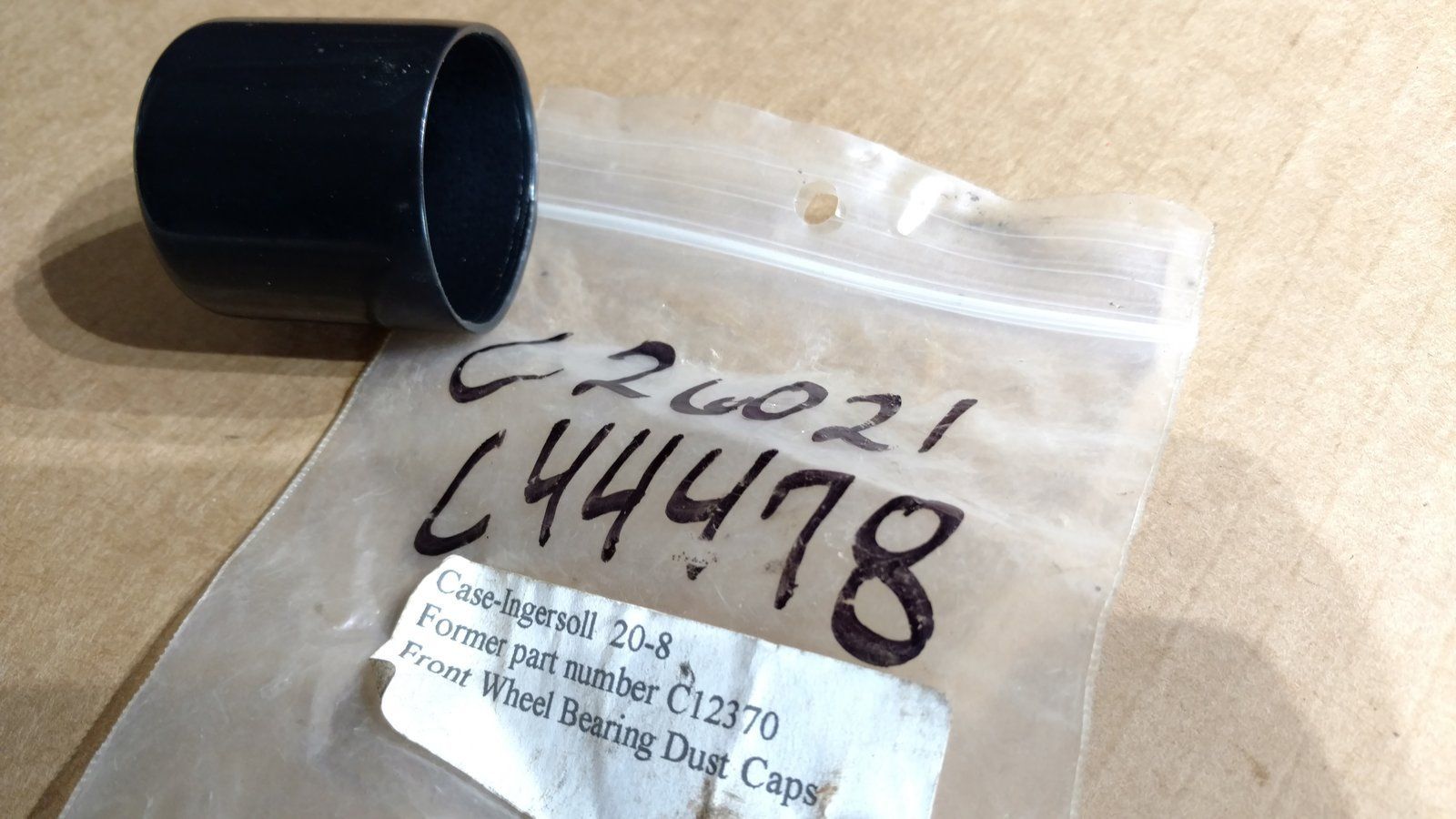 C44478 CAP - WHEEL W/HOLE 1.50 IDx1.5 C26021 C12370 - Ingersoll/Case Tractor Part