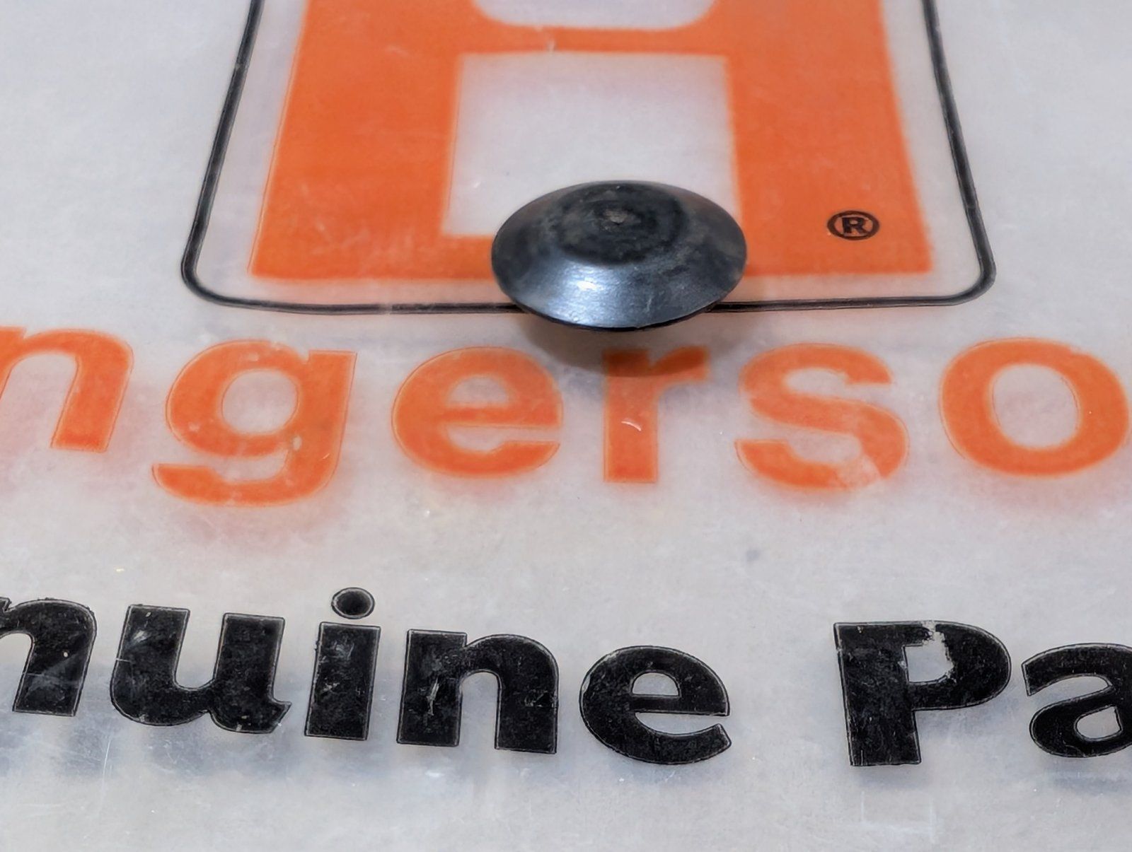 C44488 PLUG 3/8 HOLE - Ingersoll/Case Tractor Part