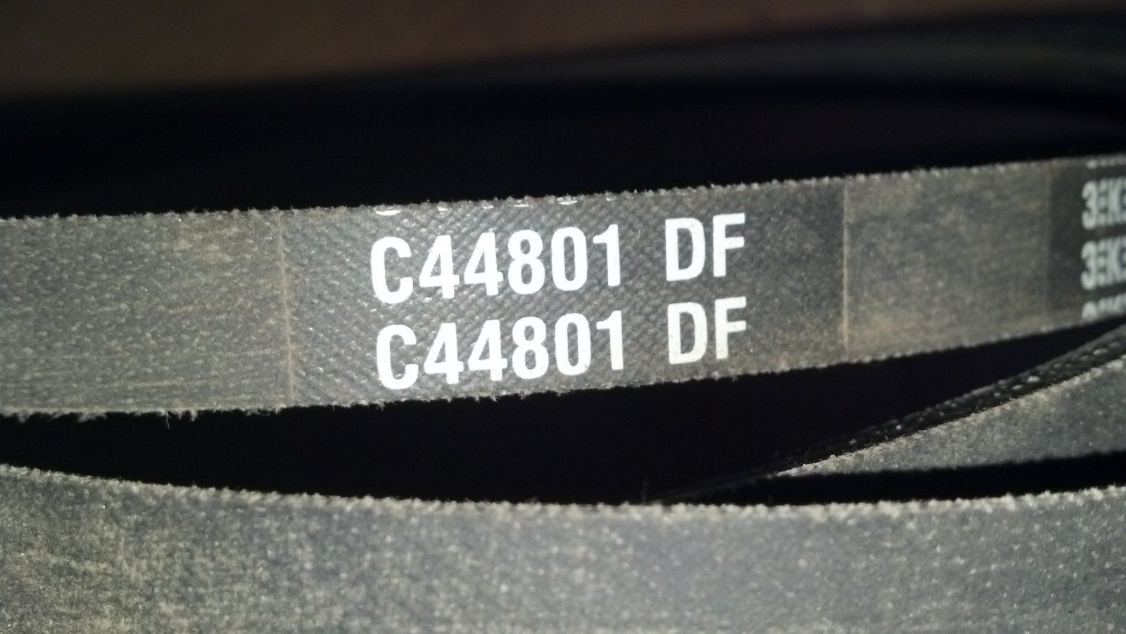 C44801 DECK DRIVE BELT 3000 SERIES TO RM SERIES - Ingersoll/Case Tractor Part